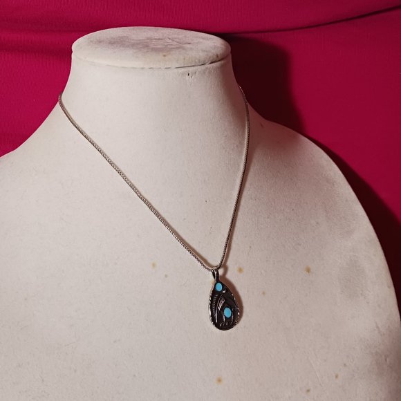 Bohemian Retro Feather Teardrop Leaf Pendant Necklace NWOT - Picture 5 of 12